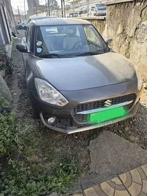 Suzuki Swift 2022 Gray
