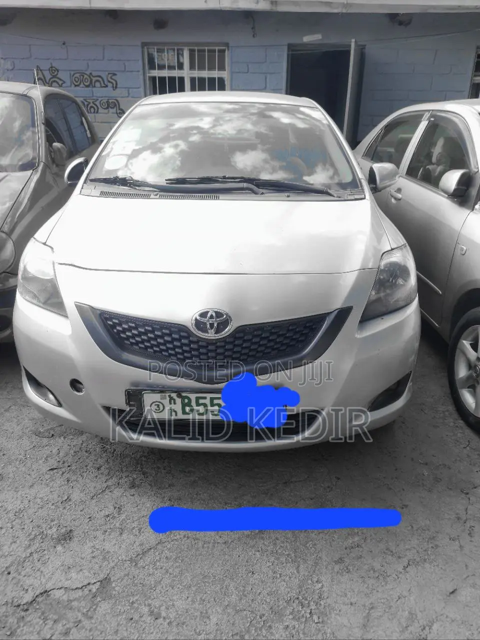Toyota Belta 2011 Silver