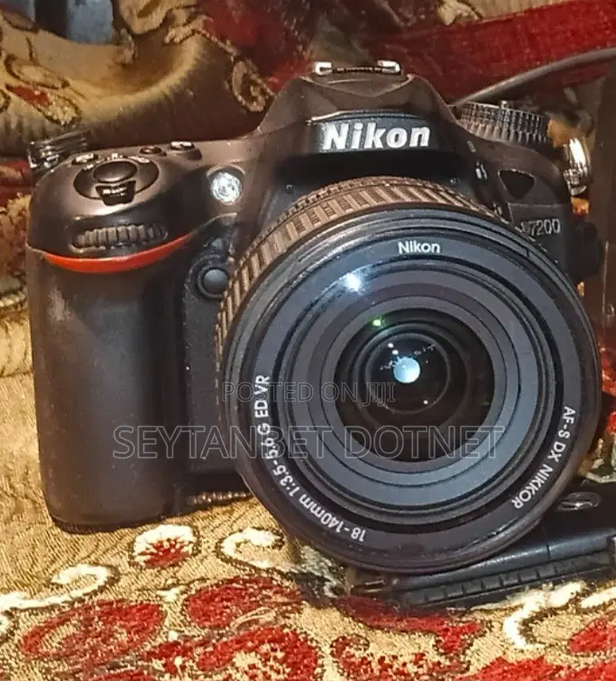 Nikon D7200 With Accessories