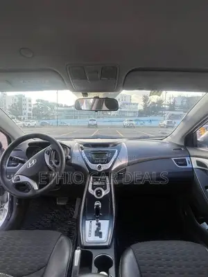 Hyundai Avante 2012 White