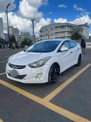 Hyundai Avante 2012 White