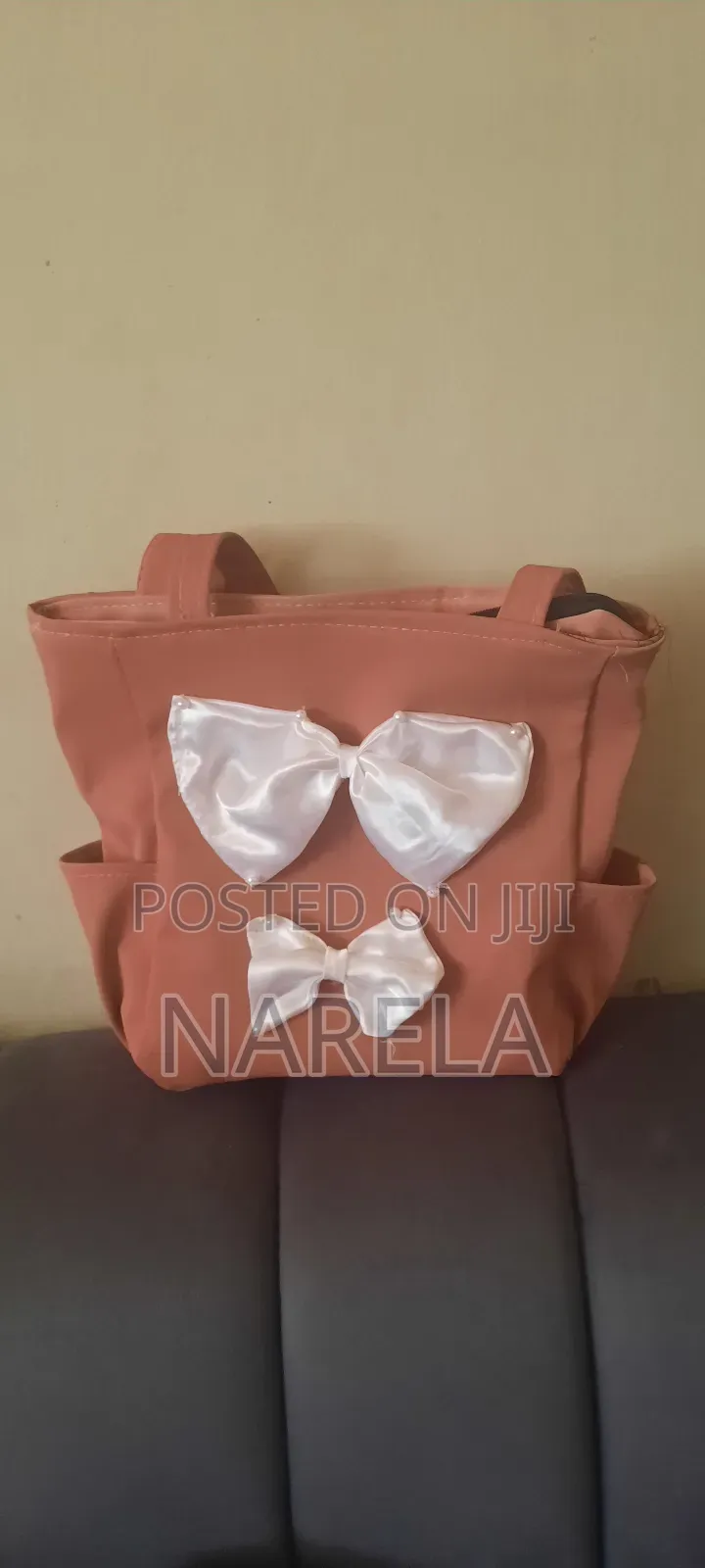 Title: Ladies’ Stylish Tote Bag With Satin