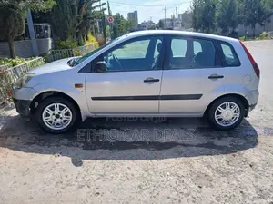 Ford Fiesta 2006 Silver