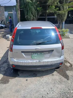 Ford Fiesta 2006 Silver