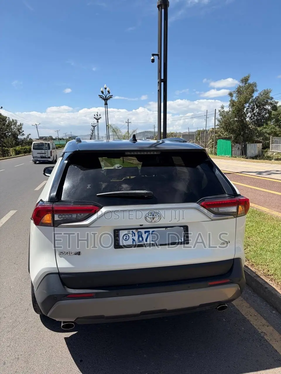 Toyota RAV4 2020 White