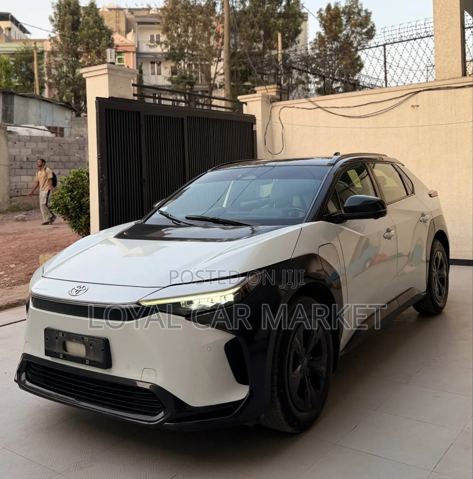 Toyota bZ4X 2022 White