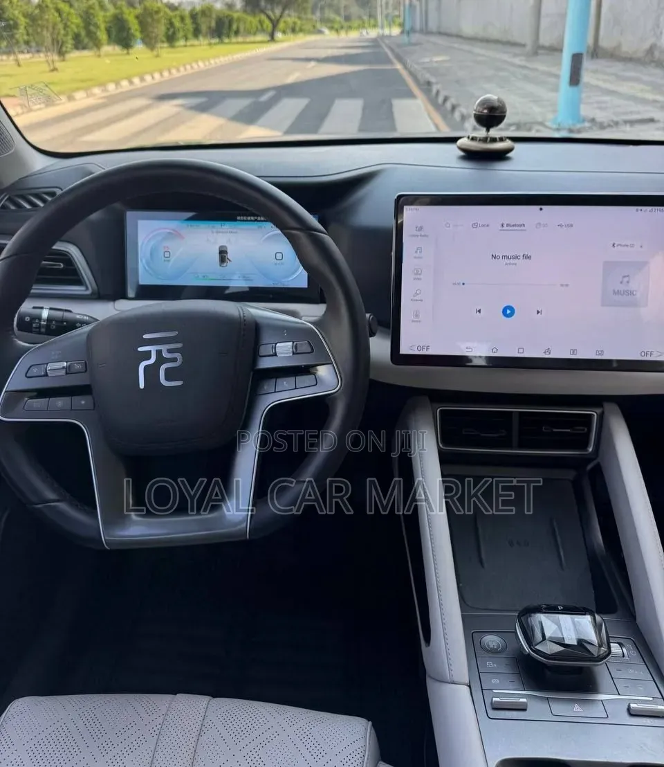 BYD Yuan Up 2024 Gray