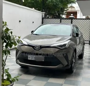 Toyota C-HR 2022 Gray