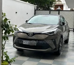 Toyota C-HR 2022 Gray