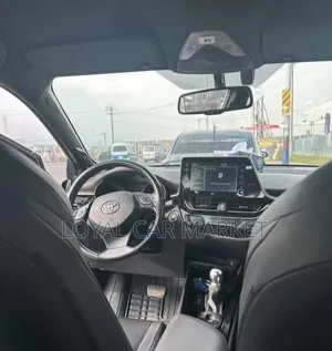 Toyota C-HR 2022 Gray