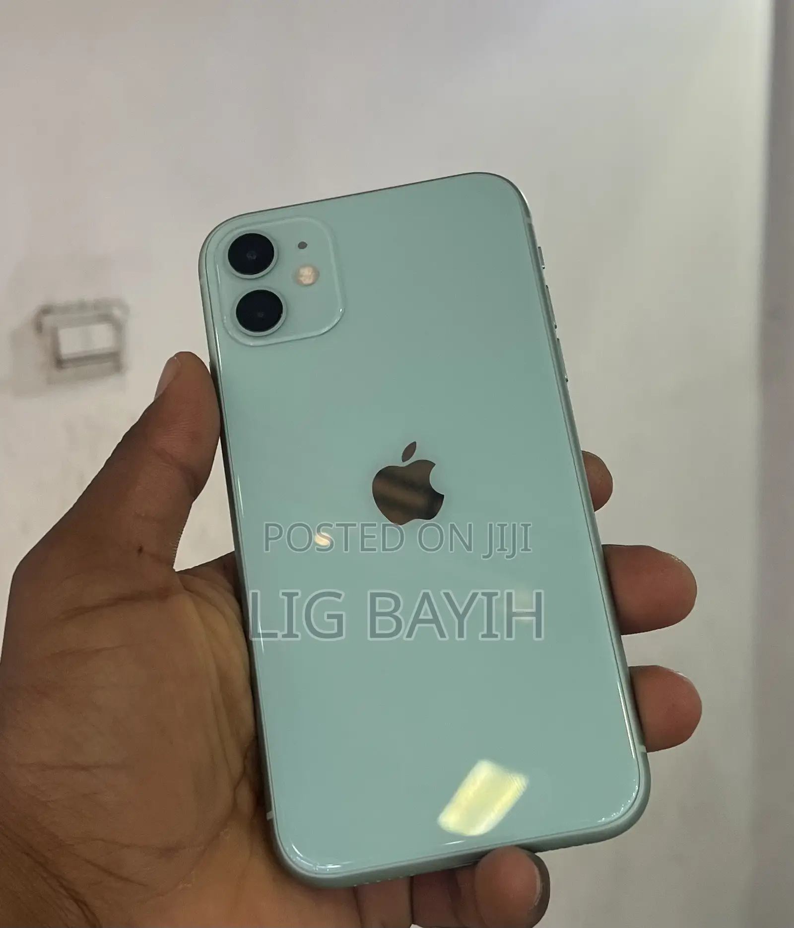 New Apple iPhone 11 64 GB