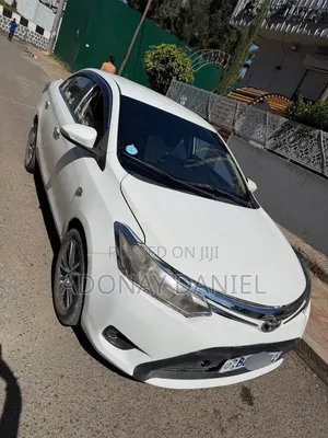 Toyota Yaris L Hatchback 5dr 2015