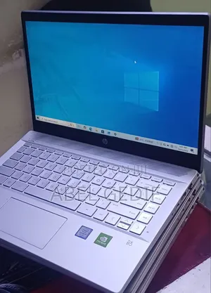 New Laptop HP Pavilion 14 8GB Intel Core i5 SSD 512GB