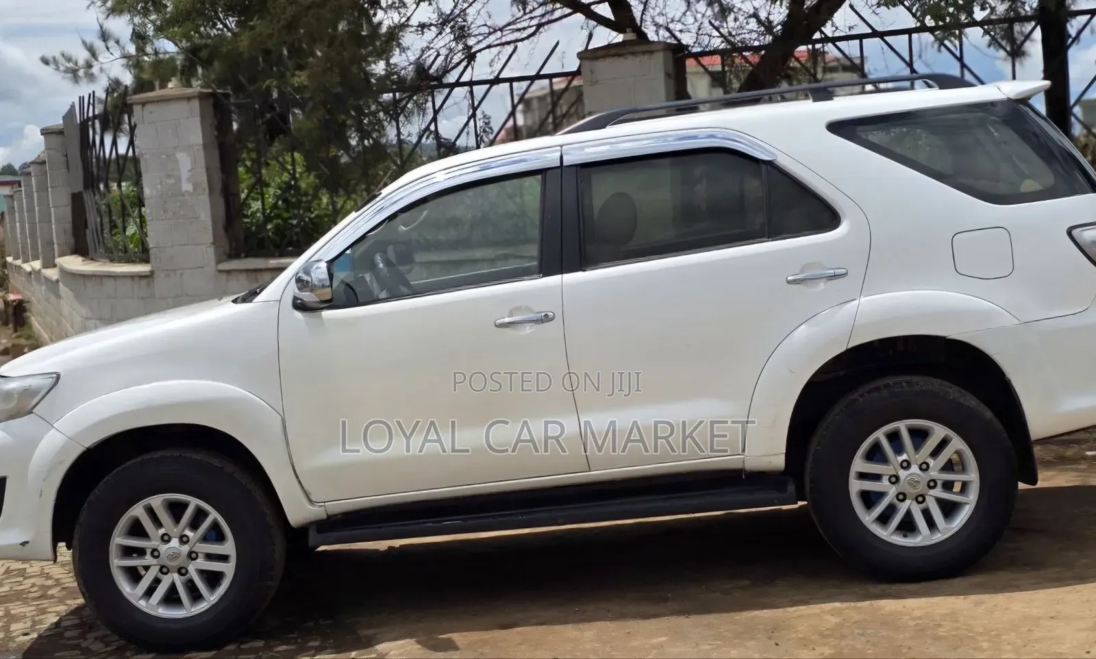 Toyota Fortuner 2012 White