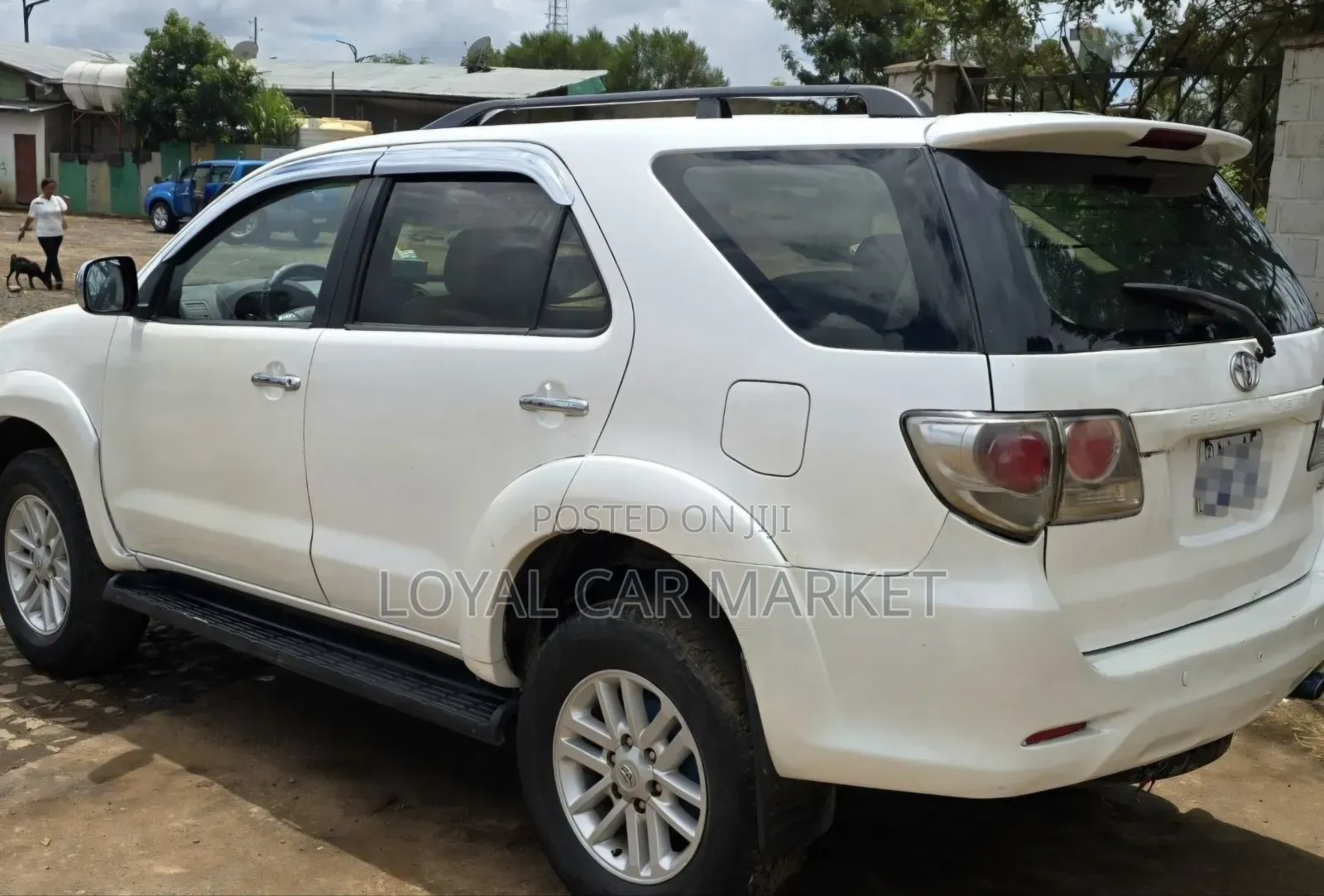 Toyota Fortuner 2012 White