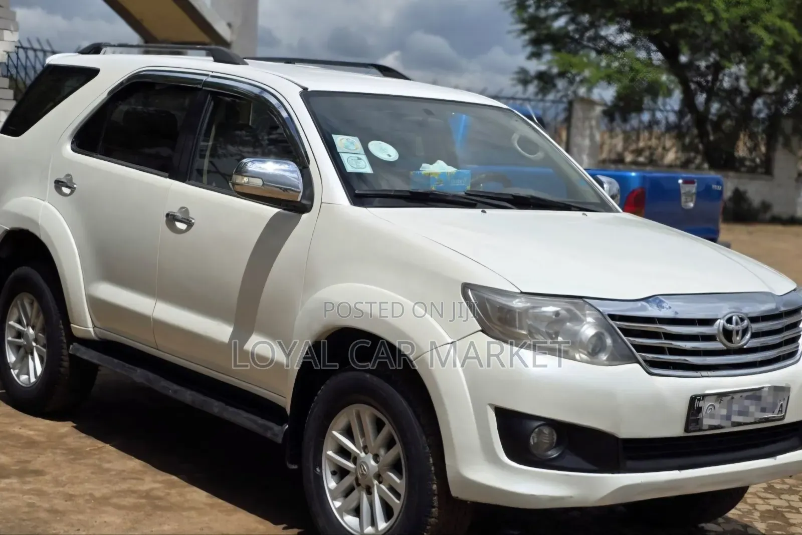Toyota Fortuner 2012 White