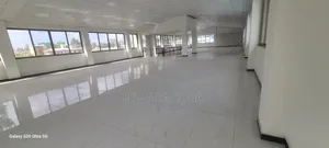 Floor for Sale to the Office G + 5 Floors