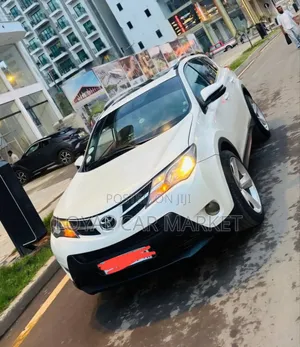 Toyota RAV4 2014 White