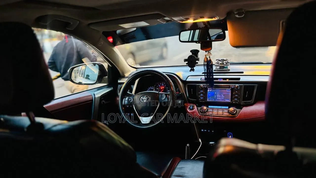 Toyota RAV4 2014 White