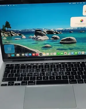 New Laptop Apple MacBook Pro 2020 16GB Intel Core i7 SSD 512GB