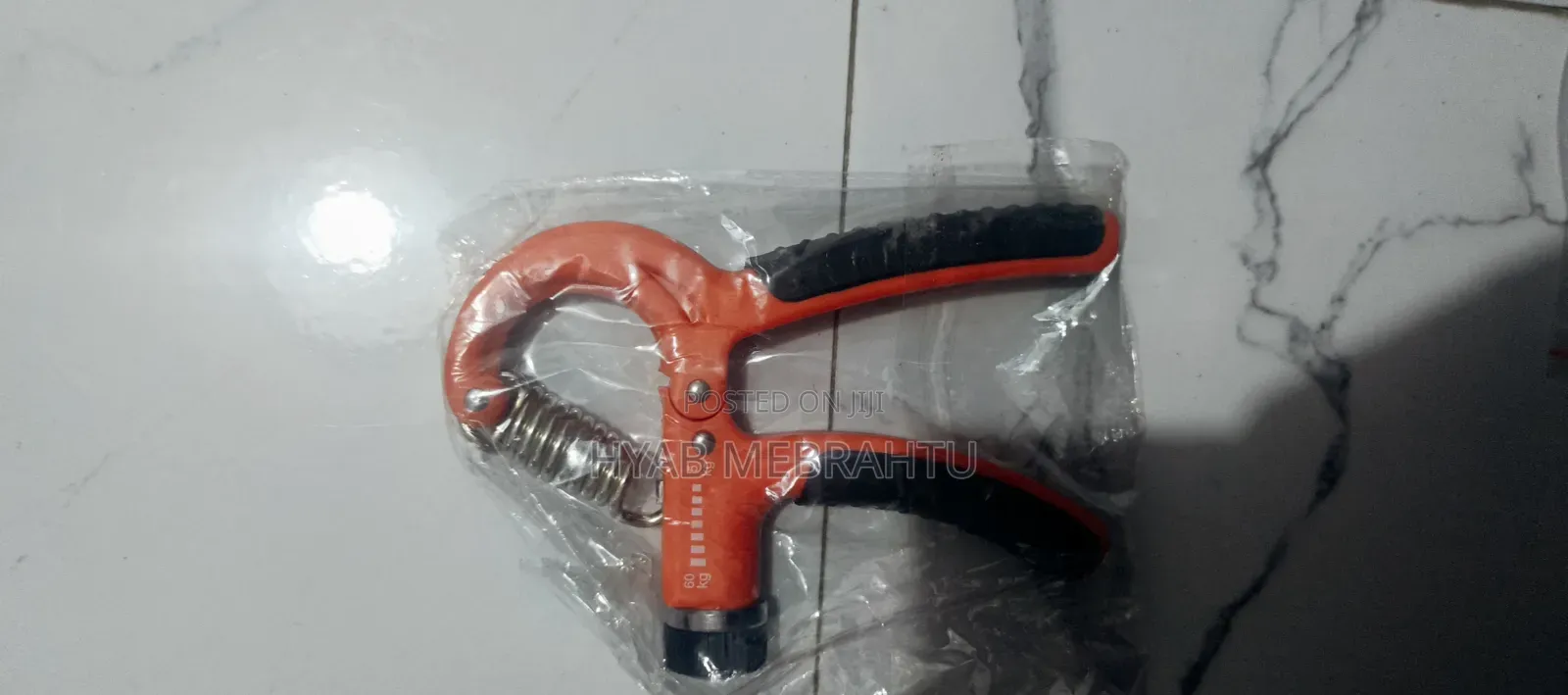 Adjestable Grip