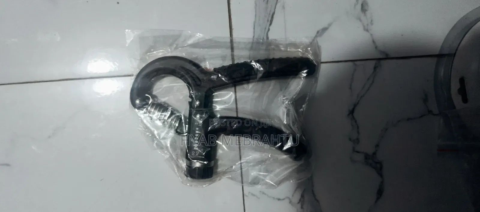 Adjestable Grip