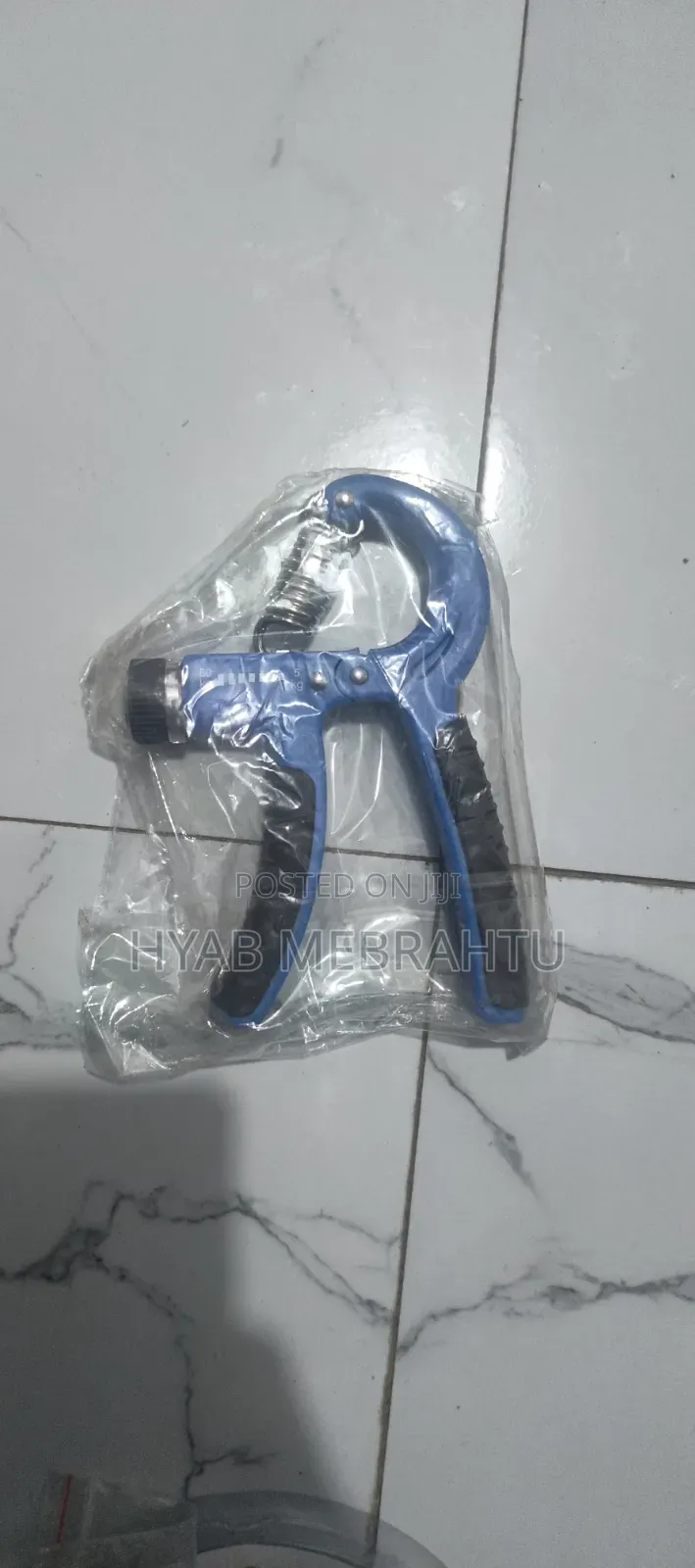 Adjestable Grip