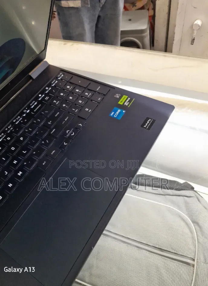 New Laptop HP Victus 15 8GB Intel Core i5 SSD 512GB