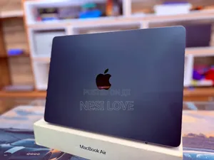 New Laptop Apple MacBook Air 2025 M4 16GB SSD 256GB