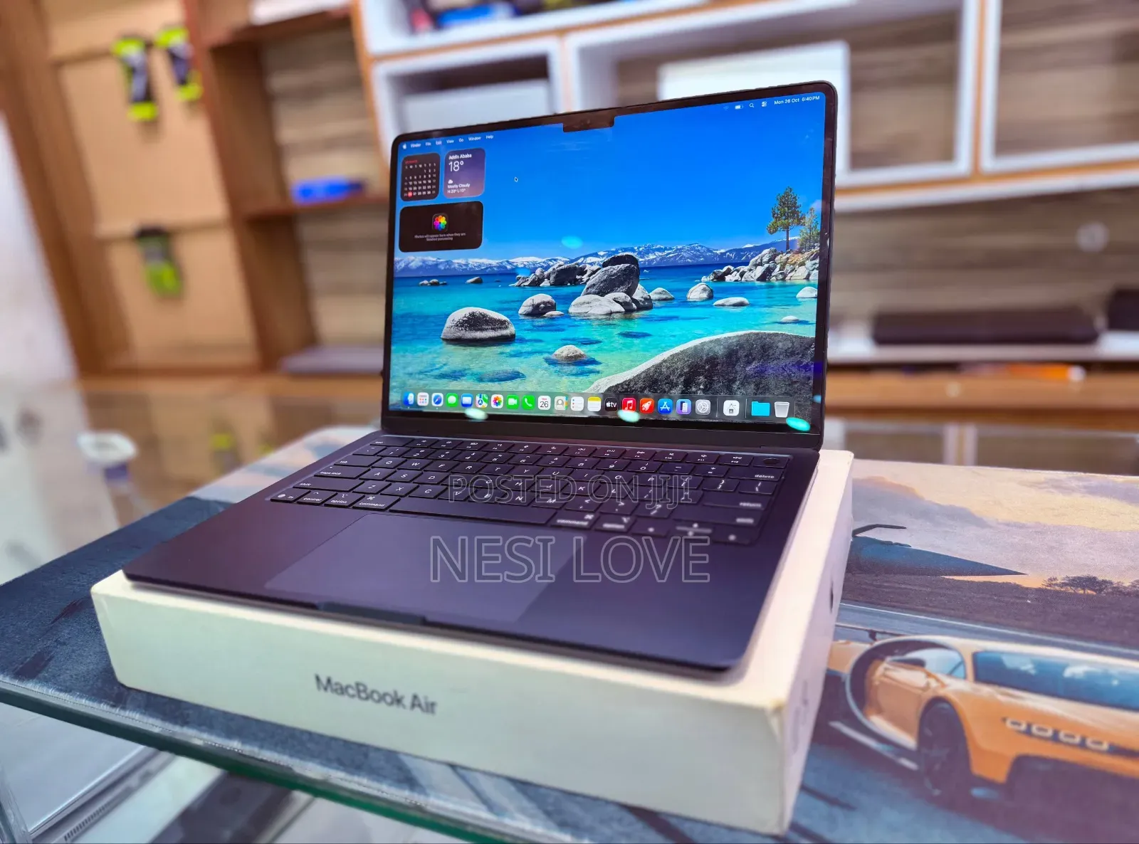 New Laptop Apple MacBook Air 2025 M4 16GB SSD 256GB