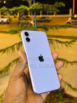 New Apple iPhone 11 64 GB Blue