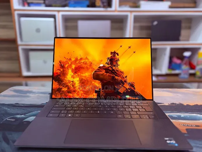 New Laptop Dell XPS 15 16GB Intel Core i7 SSD 1T