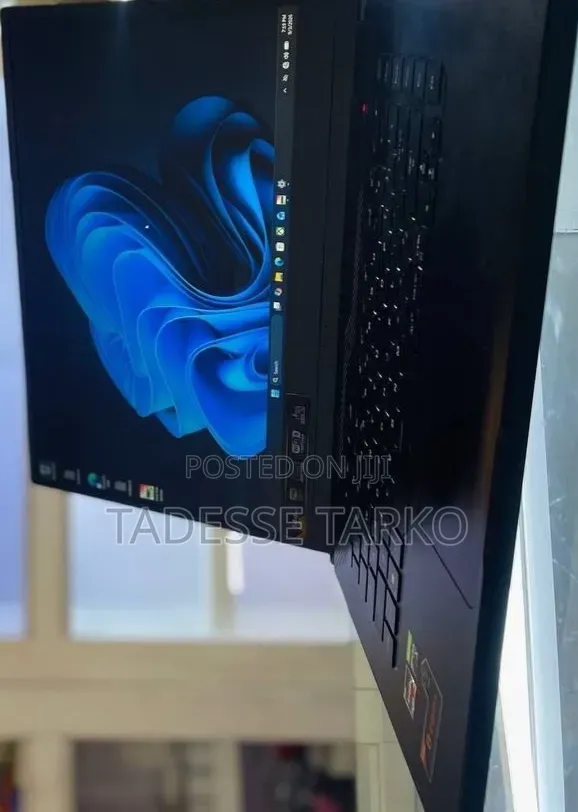 New Laptop Asus ROG Strix G15 16GB AMD Ryzen 7 SSD 512GB