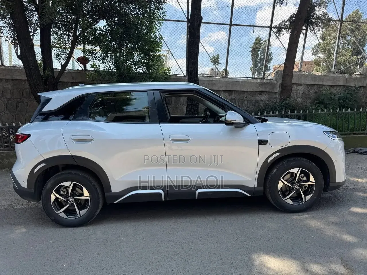 BYD Yuan Up 2025 Silver