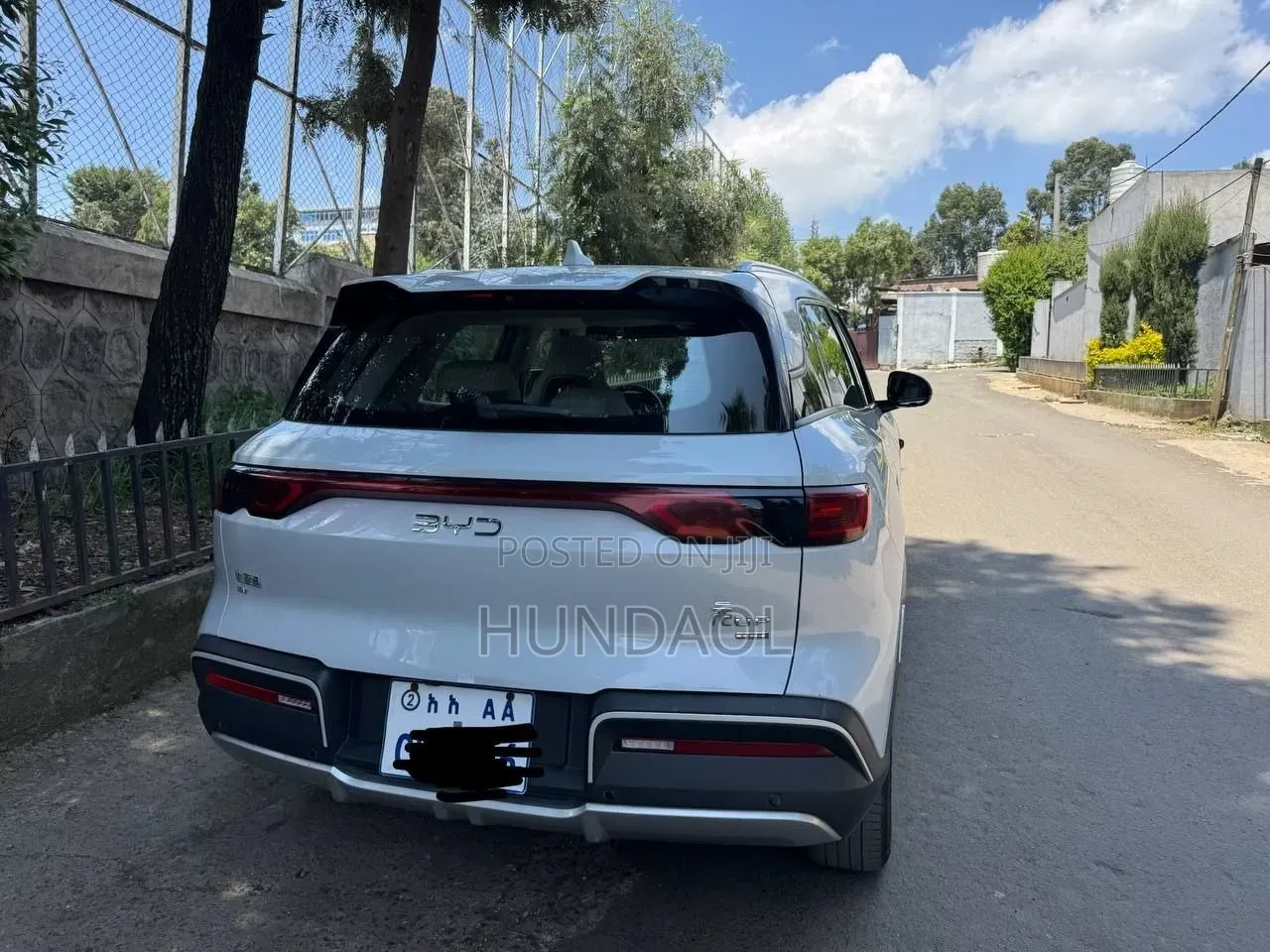 BYD Yuan Up 2025 Silver