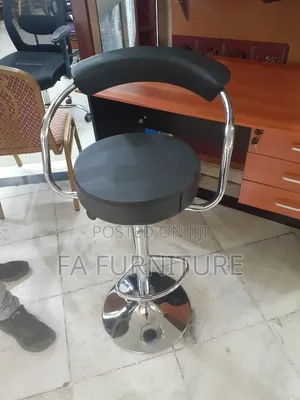 New Leathery Bar Chair( Cashrie Chairs