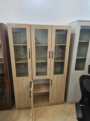 Office Shelff