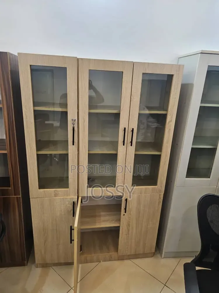 Office Shelff