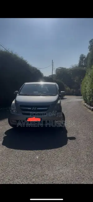Hyundai Avante 2013 Silver
