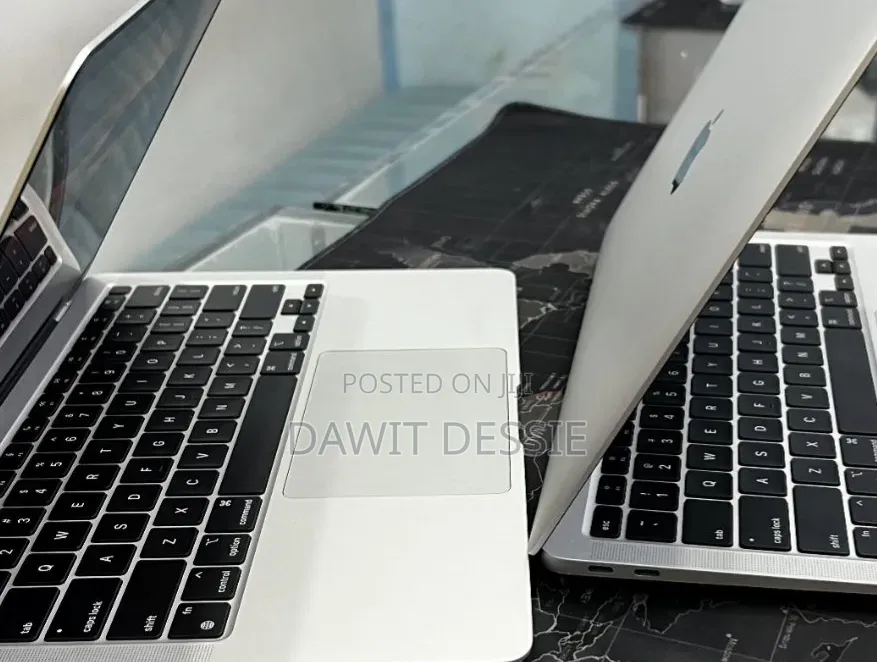 New Laptop Apple MacBook Air 2020 M1 16GB Apple M1 SSD 512GB