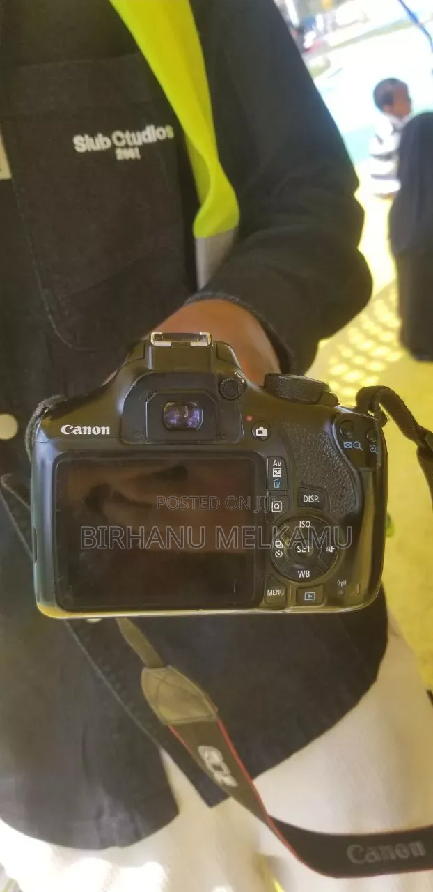 Canon 1300d