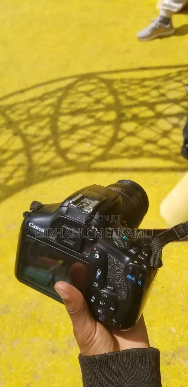 Canon 1300d