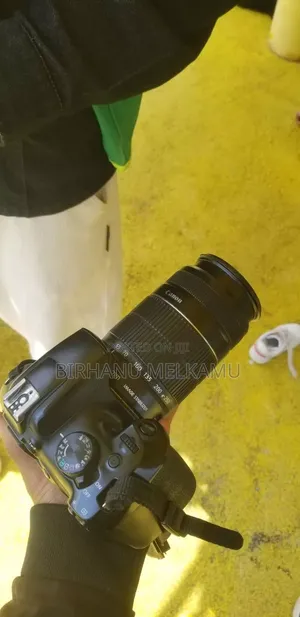 Canon 1300d