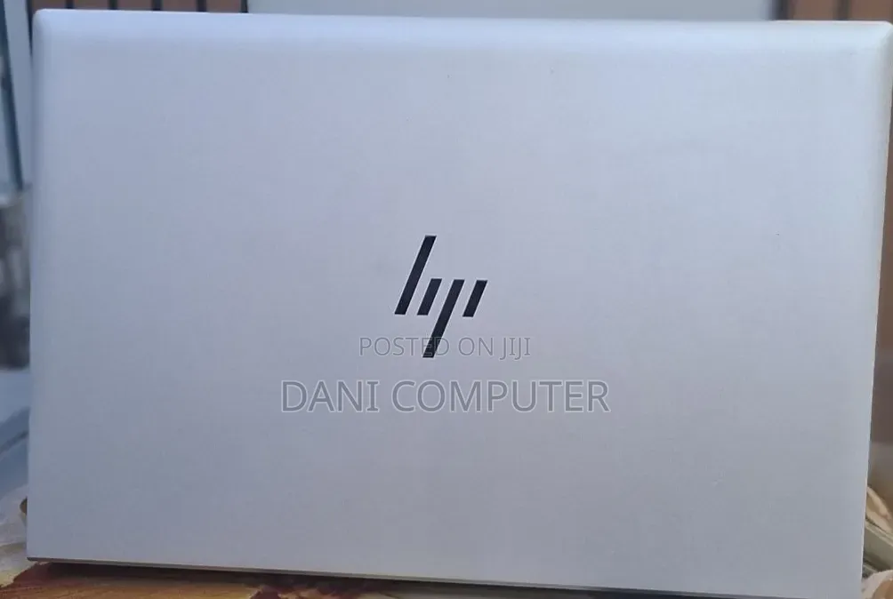 New Laptop HP EliteBook 830 G8 16GB Intel Core i5 SSD 512GB