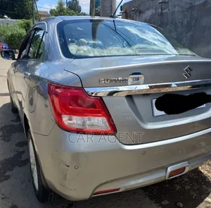 Suzuki Dzire 2022 Silver