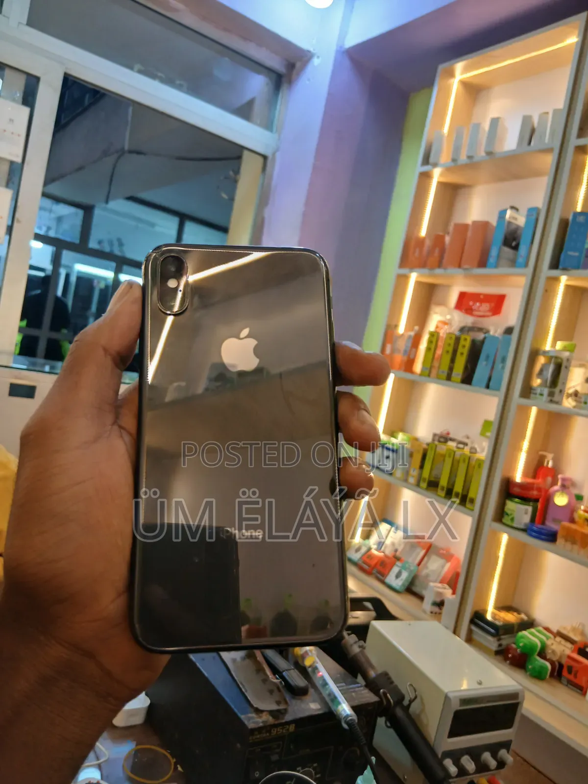 Apple iPhone X 64 GB Black