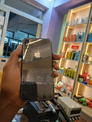 Apple iPhone X 64 GB Black