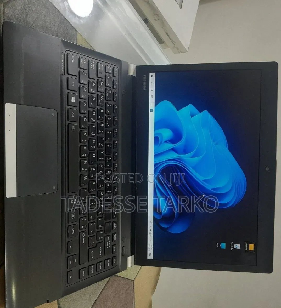 New Laptop Toshiba 6GB Intel Core i5 HDD 700GB