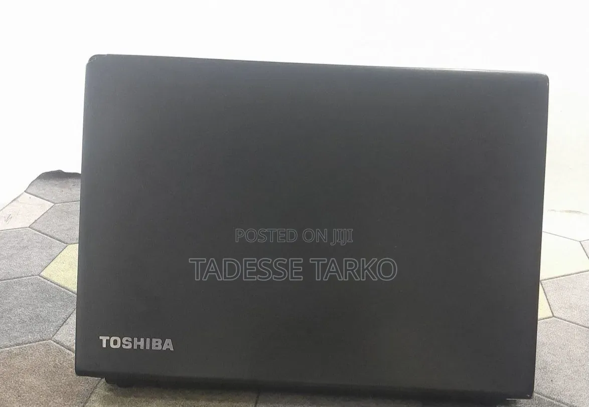New Laptop Toshiba 6GB Intel Core i5 HDD 700GB