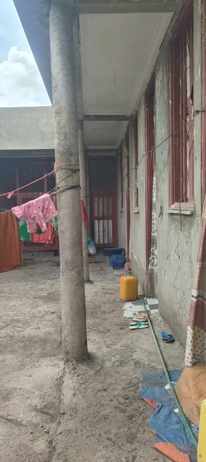 7bdrm House in Dukem Bishoftu, East Shewa for sale